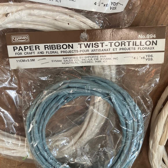 Crafting paper ribbon bundle: Multicolor Crafting Twine Set - Picture 9 of 13